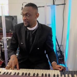 Meet your Posher, Britney